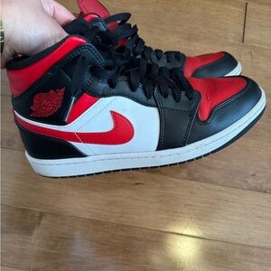 Jordan Air 1 midis